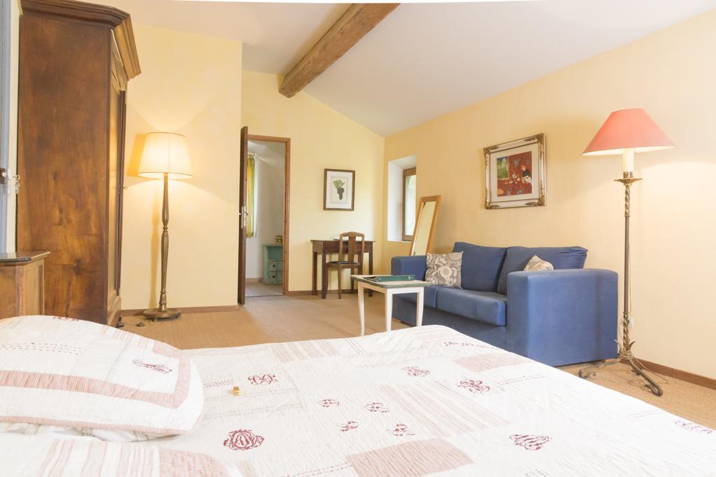 Mas Montluzia Bed & Breakfast Cascastel-des-Corbières Exterior photo