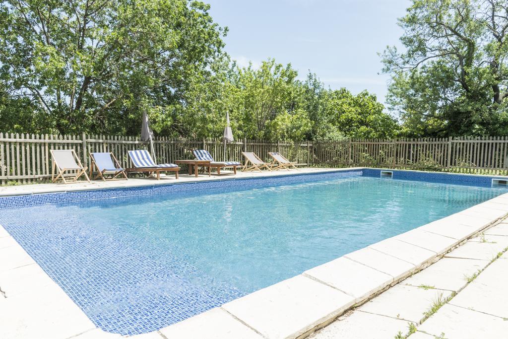 Mas Montluzia Bed & Breakfast Cascastel-des-Corbières Exterior photo